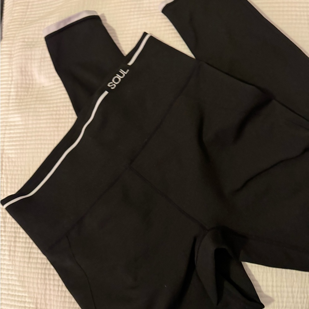 SoulCycle Black & White Ribbed Leggings